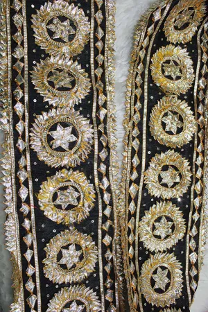 Elegant Black Gota Lace: Timeless Charm for Traditional Wear