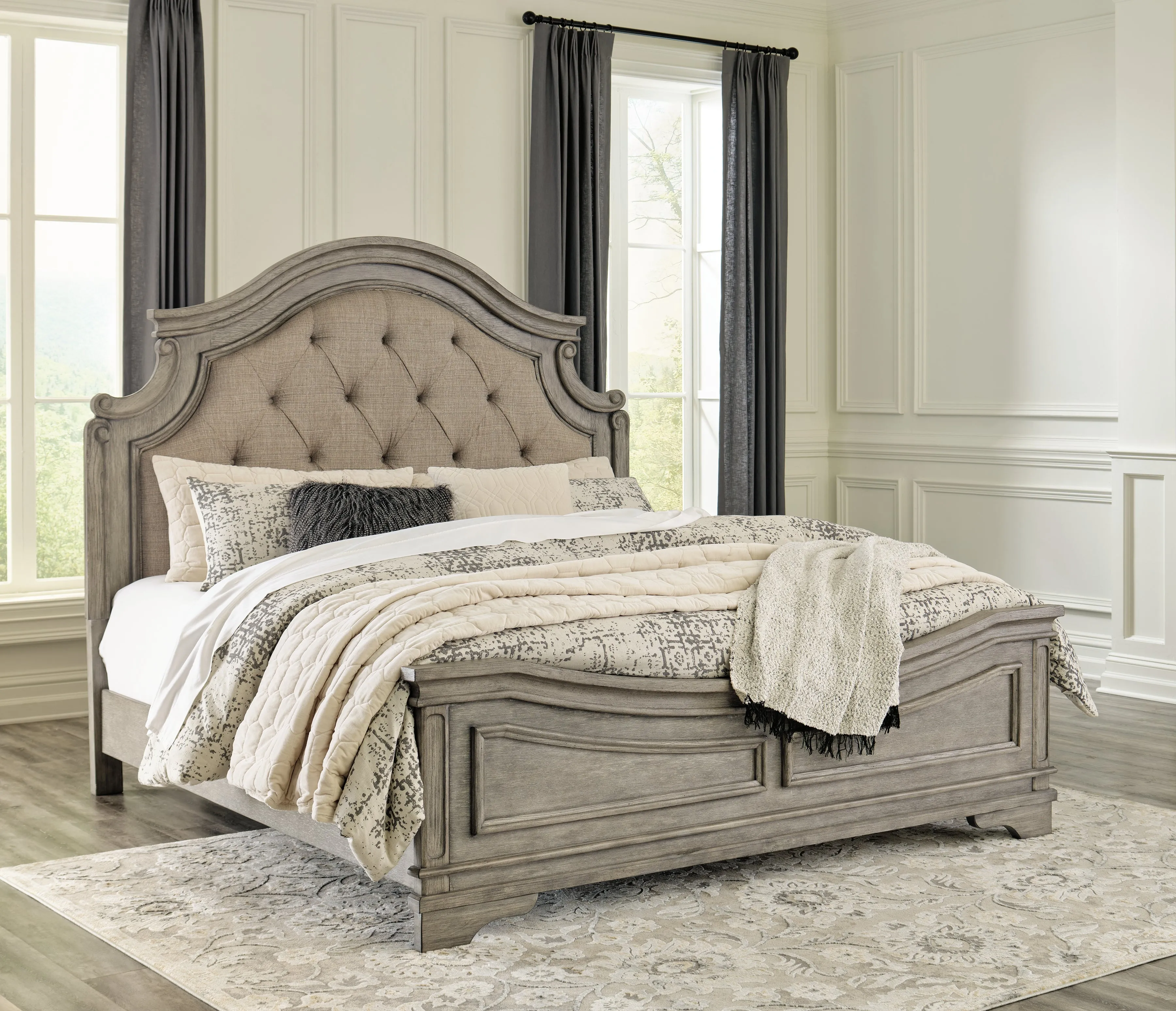 Lodenbay California King Panel Bed with Mirrored Dresser, Chest and 2 Nightstands in Antique Gray