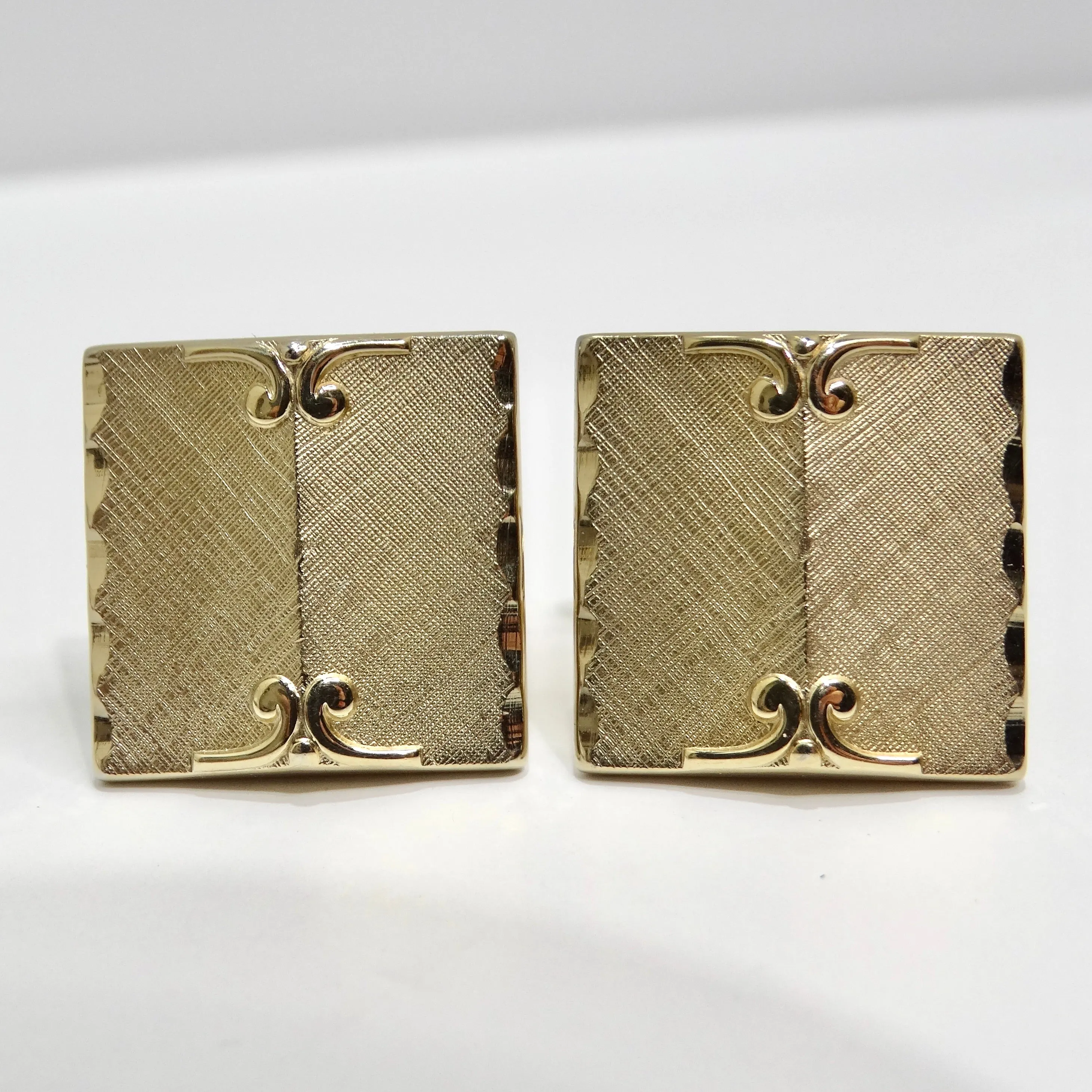Swank 18K Gold Plated Vintage Cuff Links and Tie Clip Set